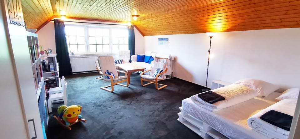 Living room, Bedroom