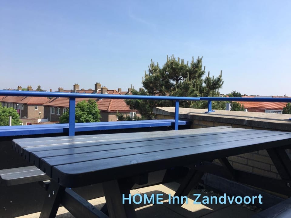 Balcony/Terrace, Seating area, Street view