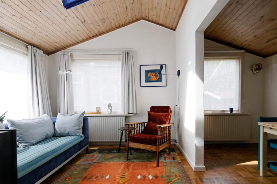 Living room, Photo of the whole room, Seating area