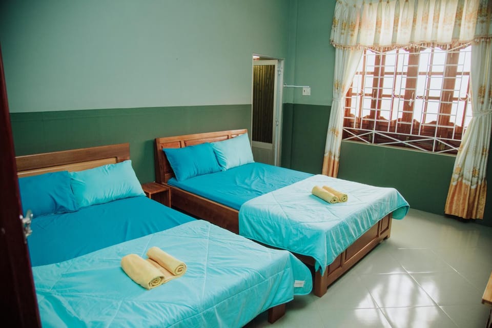 Bed, Natural landscape, BBQ facilities, Photo of the whole room, Bedroom