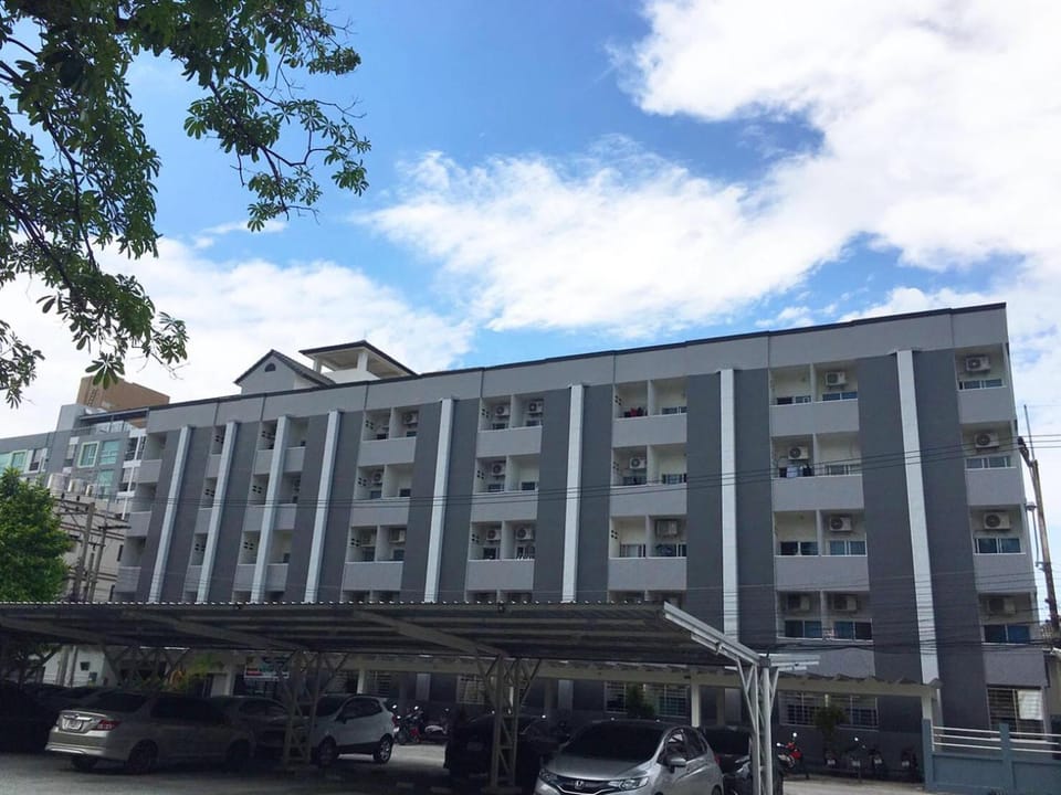 Monta Apartment Apartment hotel in Chon Buri Changwat