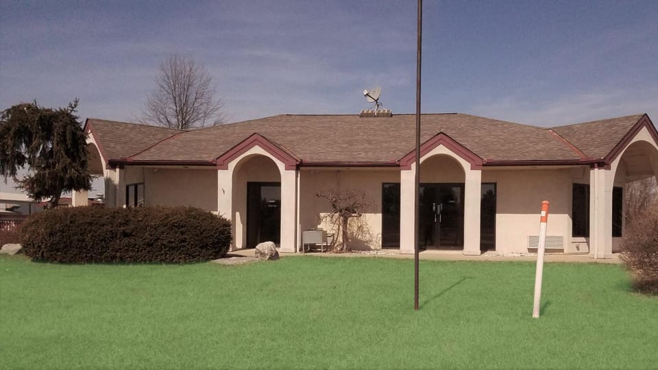 Stay Inn Motel in Lake Erie