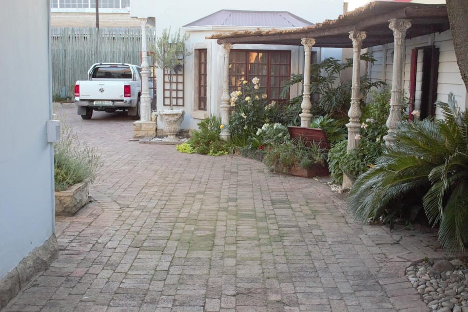 The Well guesthouse/Retreat Bed and Breakfast in North West, South Africa