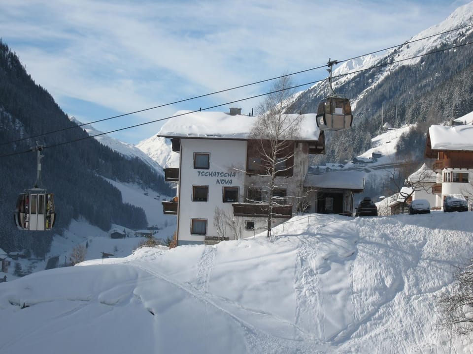Property building, Winter