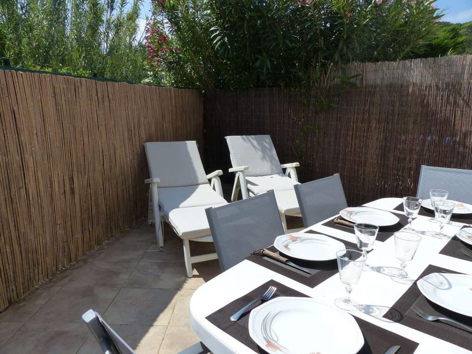 Mazet climatisé avec terrasse au Lavandou - FR-1-308-78 House in Le Lavandou