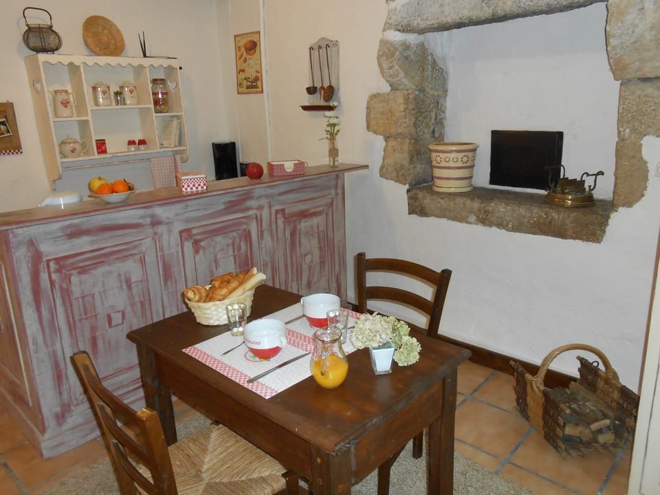 Chambre d'hotes Le Fourniou Bed and Breakfast in Nouvelle-Aquitaine