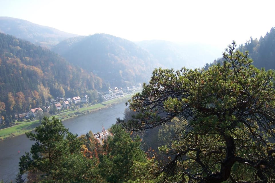 Nearby landmark, Natural landscape, Mountain view, River view