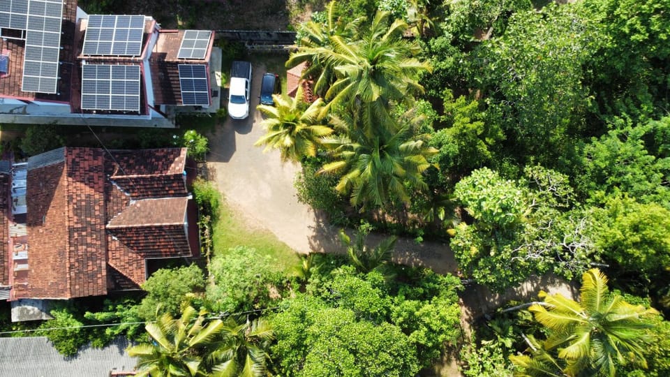 SurfBayVilla Bed and Breakfast in Southern Province