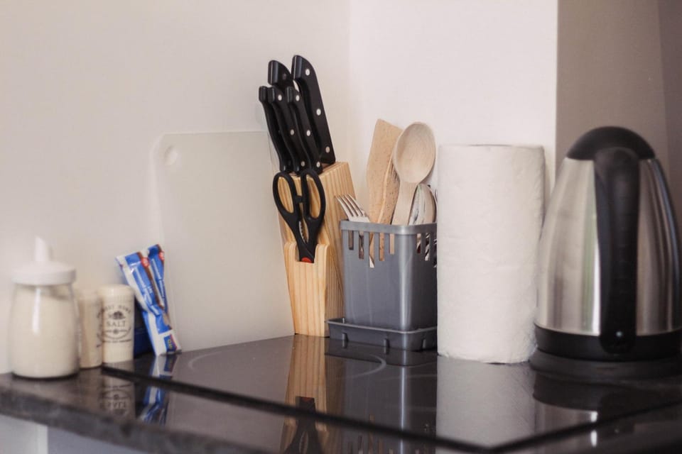 Coffee/tea facilities, Kitchen or kitchenette