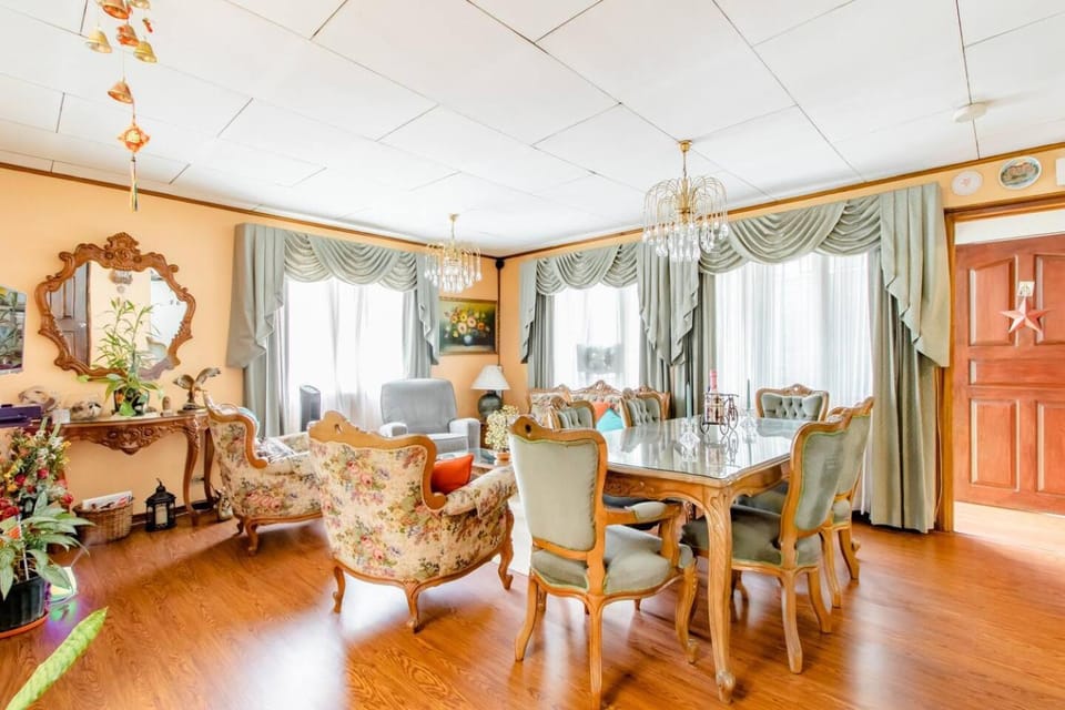 Communal lounge/ TV room, Living room, Seating area, Dining area