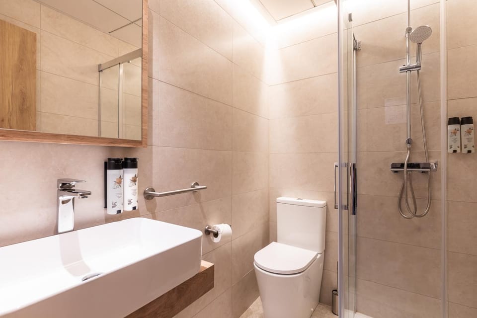 Shower, Bathroom
