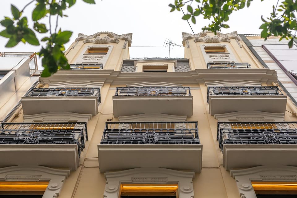 Property building, Balcony/Terrace