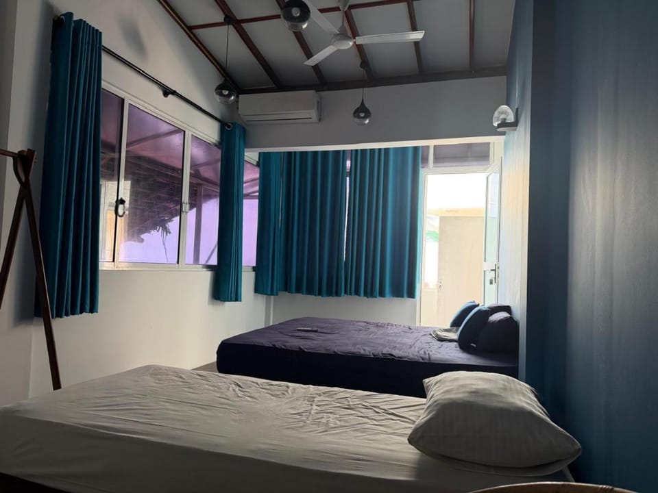 Funky Hotel Hotel in Hikkaduwa