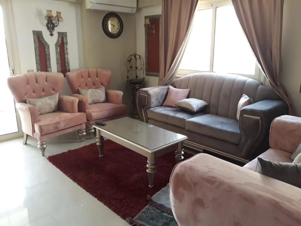 Nasr city LUXURY apartment & UNIQUE location Apartment in New Cairo City