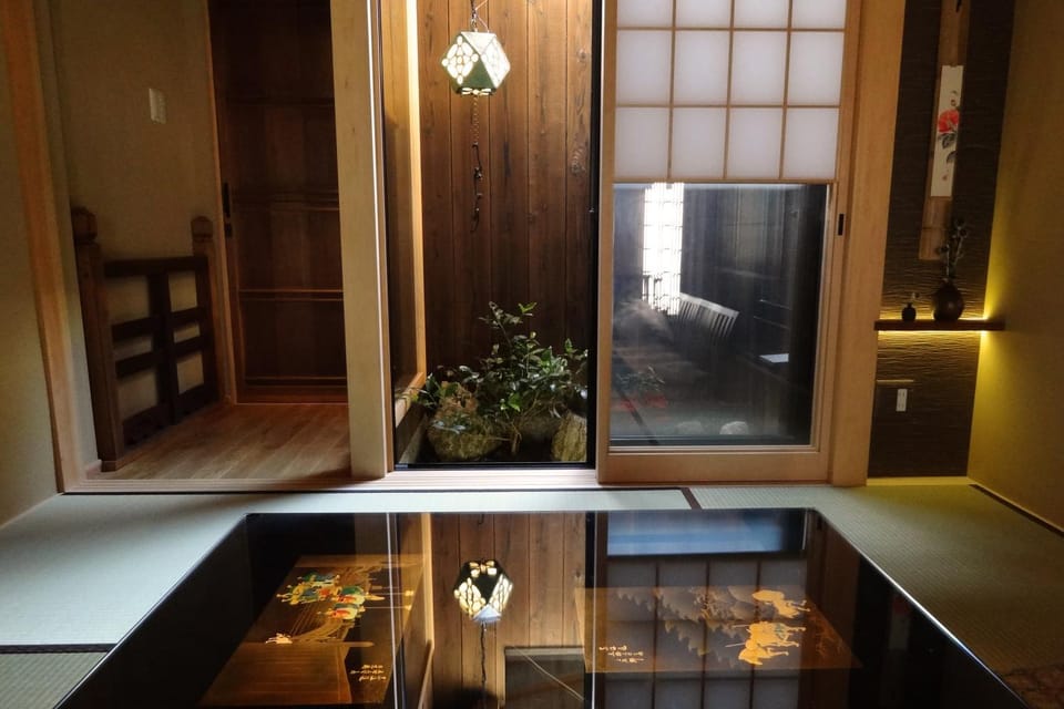 Garden, Living room