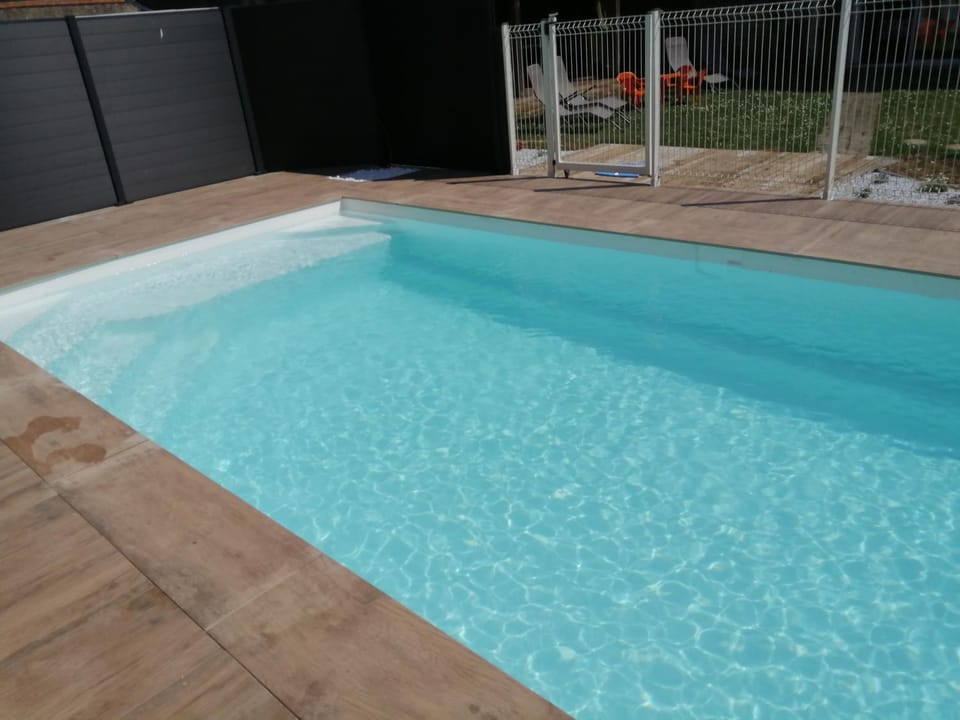 Pool view, Swimming pool