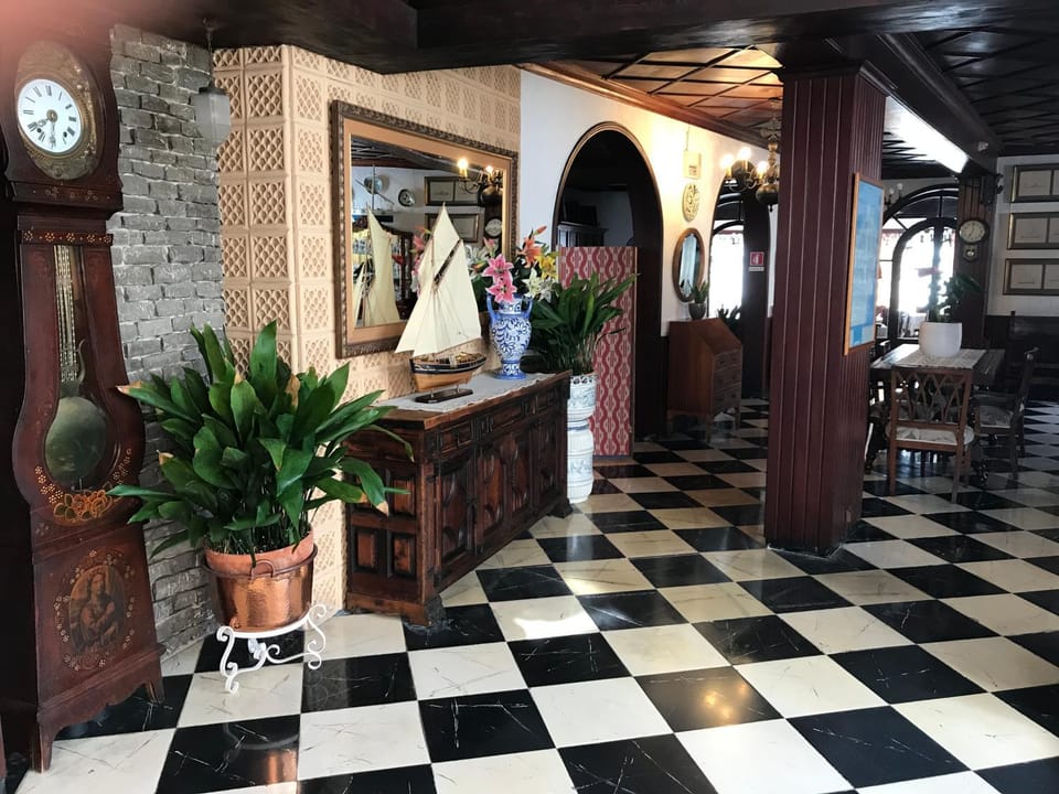 Lounge or bar