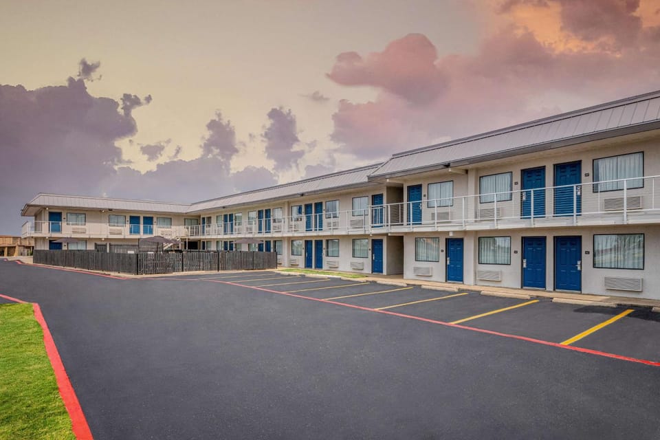Property building, On site