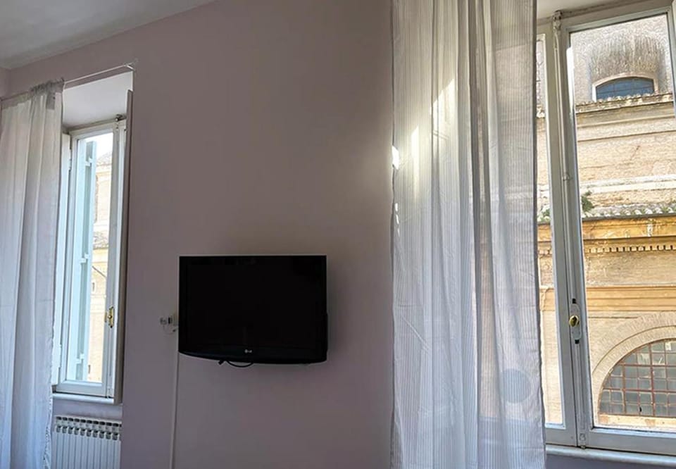 TV and multimedia, Bedroom