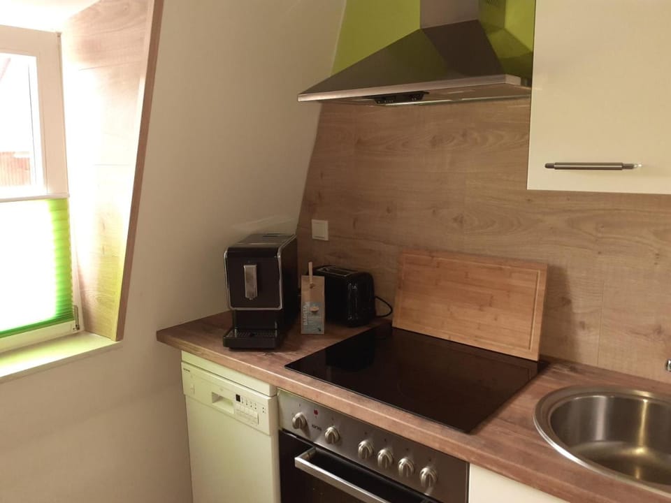 Coffee/tea facilities, Kitchen or kitchenette