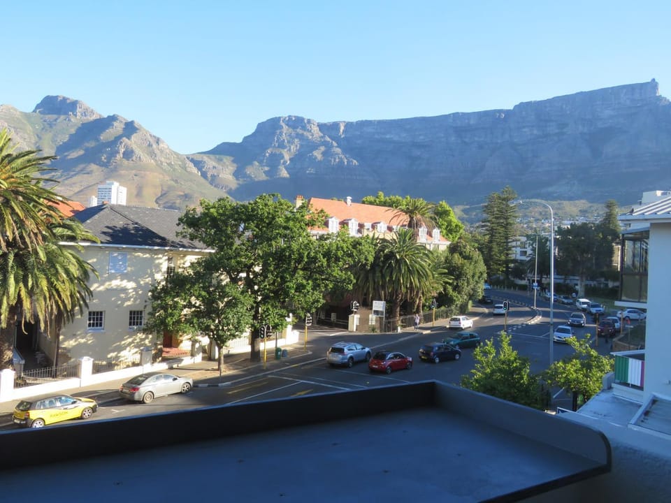 Balcony/Terrace, Mountain view