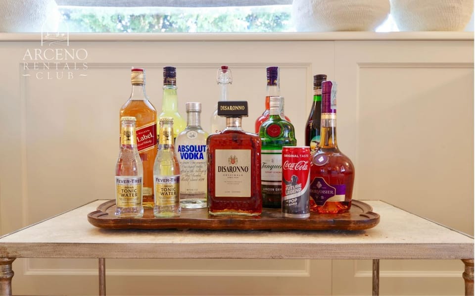 Spring, Activities, Winter, Summer, Lounge or bar, Other, Other, Autumn, On site, Drinks, Alcoholic drinks