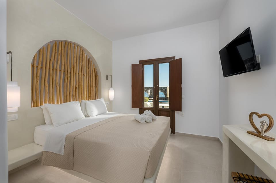 TV and multimedia, Bedroom, Sea view, internet