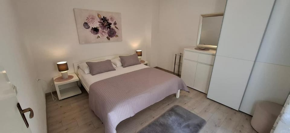 Apartment in Bol with terrace, air conditioning, WiFi, washing machine 3634-4 Apartment in Bol