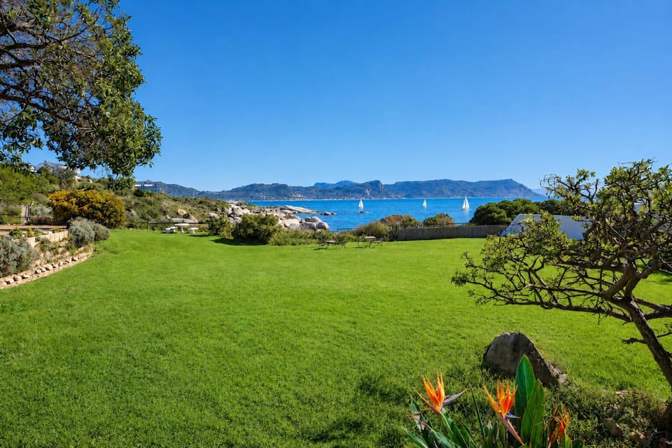 Garden, Sea view