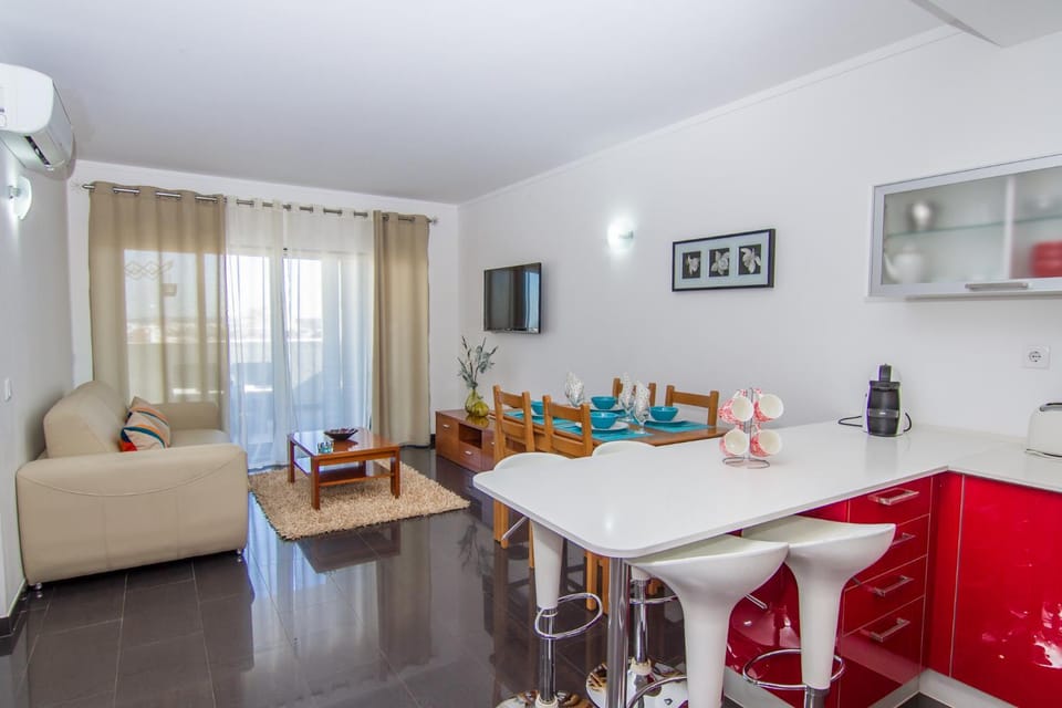 Apartamentos Turisticos Rocha Tower - MI Apartment in Portimao