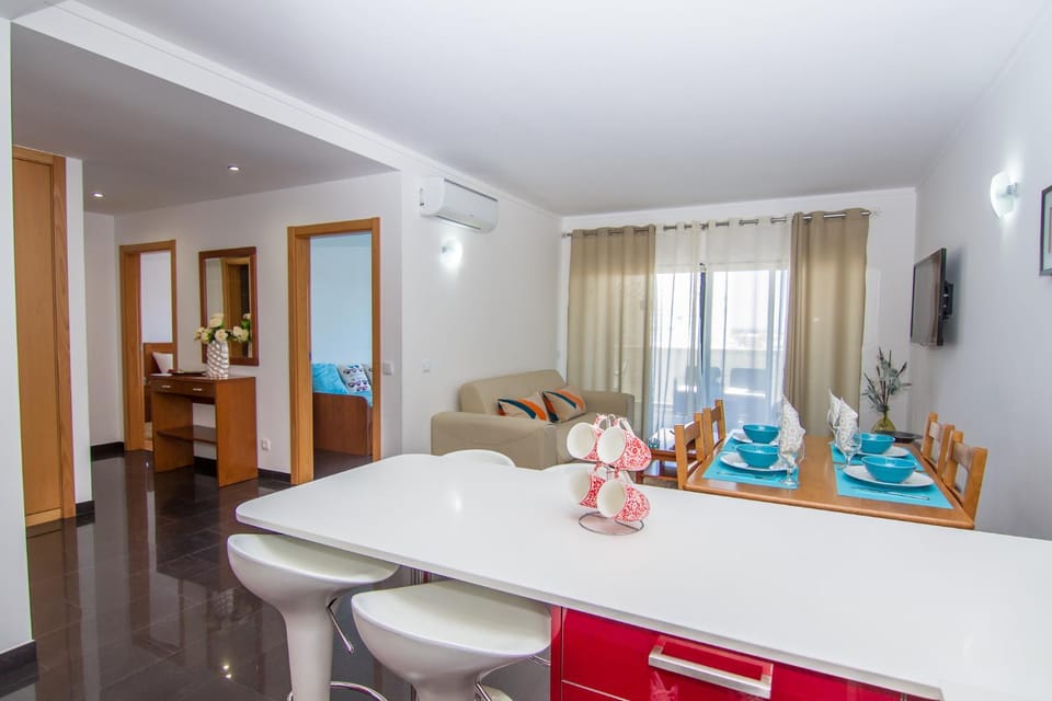 Apartamentos Turisticos Rocha Tower - MI Apartment in Portimao