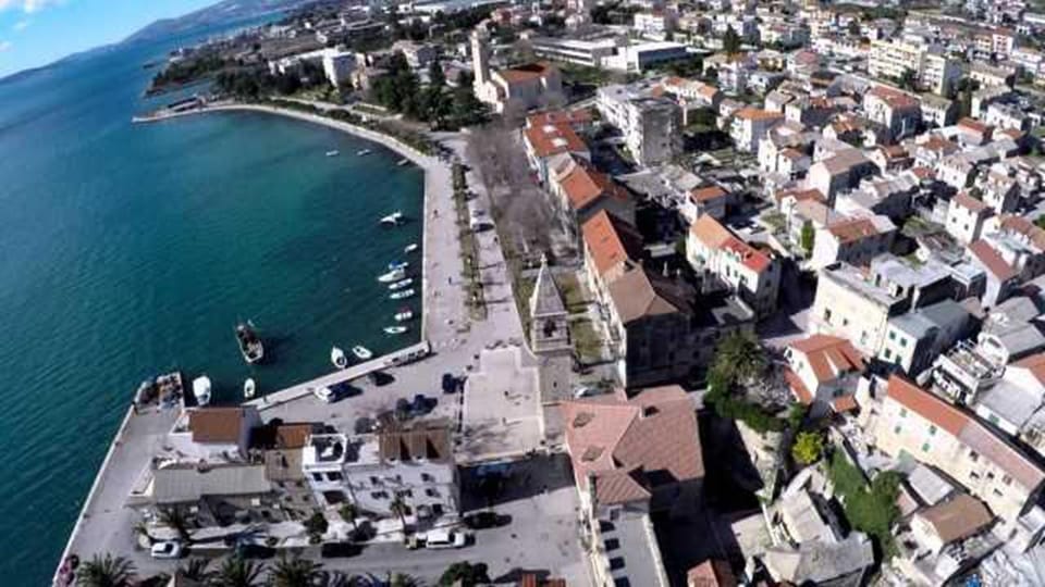 Off site, Bird's eye view