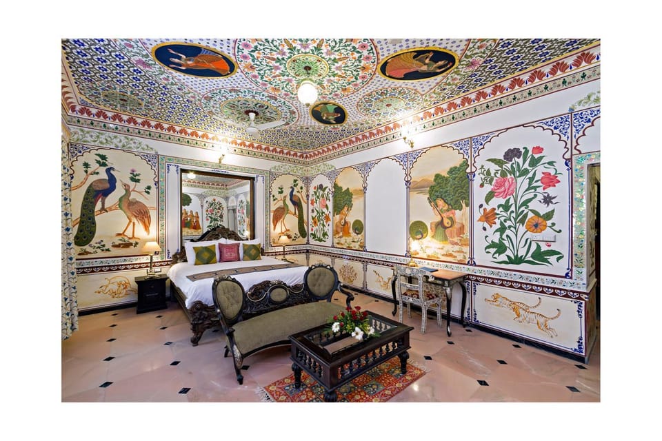 Living room, Decorative detail