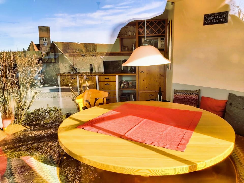 View (from property/room), Living room, Dining area, Landmark view