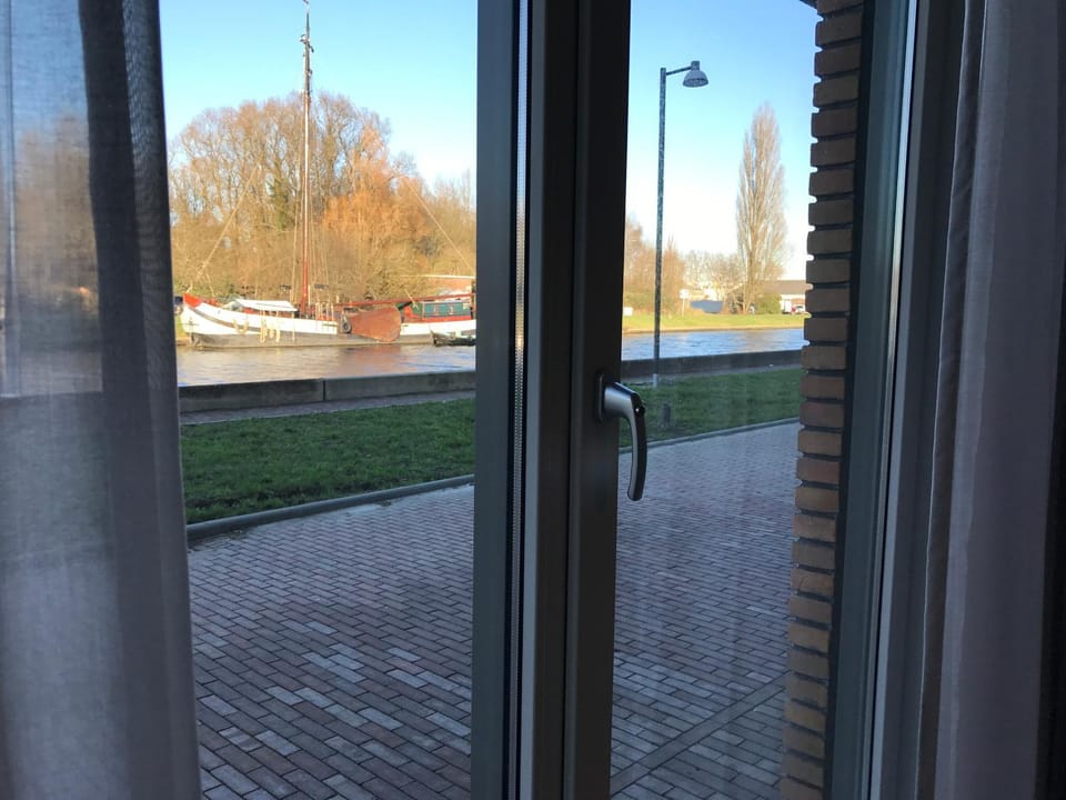River view, Quiet street view