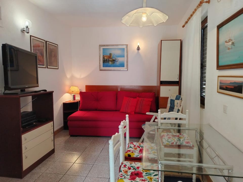 Apartman Karla Apartment in Makarska