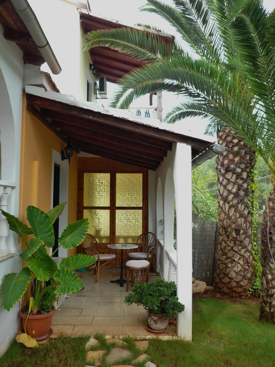 Patio, Facade/entrance, Garden