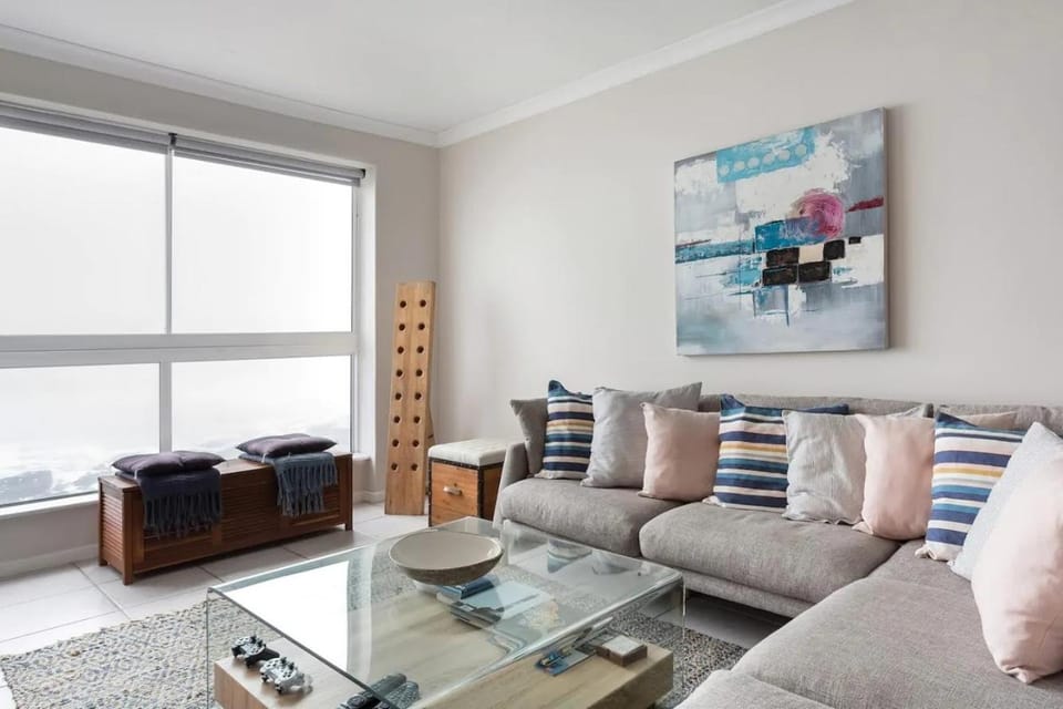 Stunning Views, the Sea & Table Mountain! Apartment in Cape Town