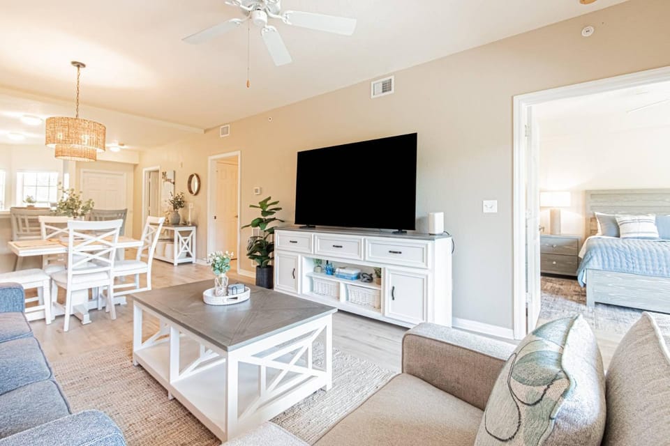 Coral Falls- Celeste Dr./Lely House in Lely Resort