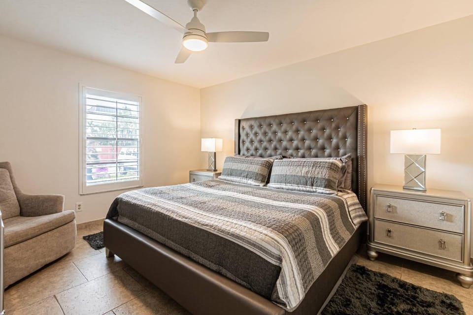 Park Shore Resort, 1st Floor, Bldg. A House in Naples