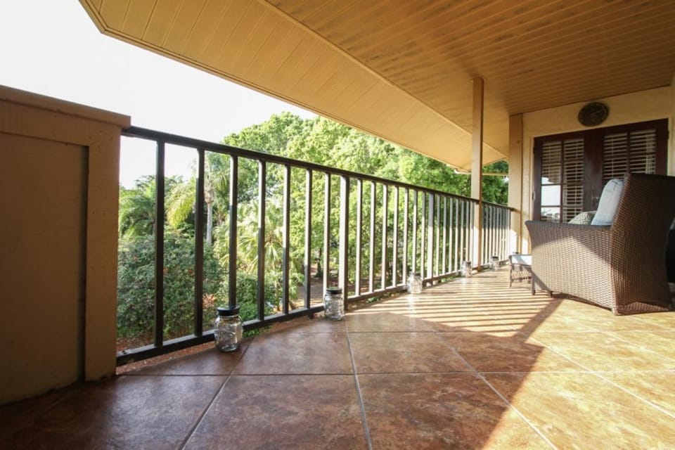 Park Shore Resort, 3rd Floor, Bldg. E House in Naples
