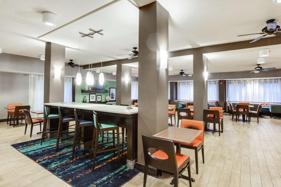 Lobby or reception, Seating area, Breakfast