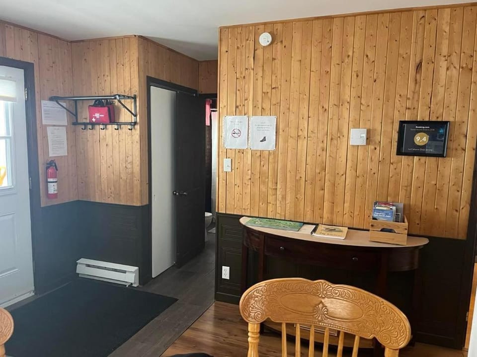 La Cabane chez Jimmy Apartment in Quebec