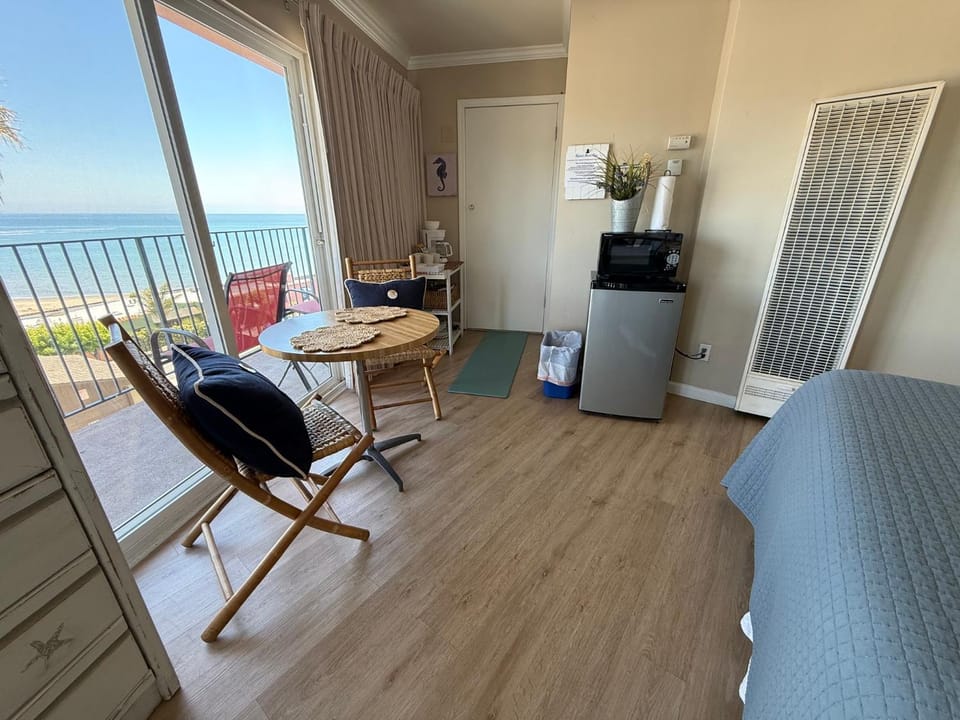 Capitola Beach Suites Hotel in Capitola