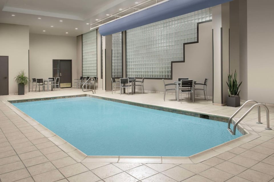 Pool view, Swimming pool