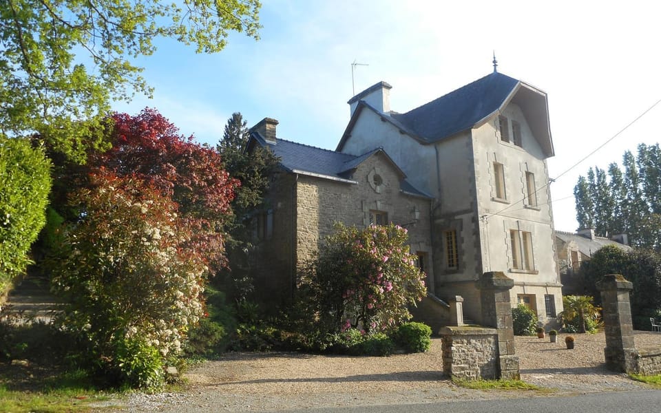 Riverview House in Brittany