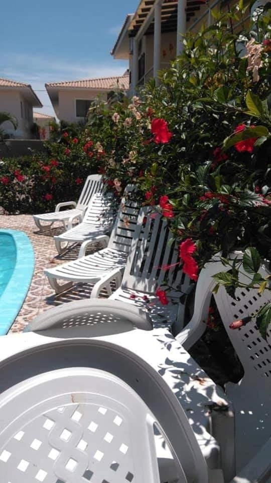 apartamento em porto seguro com piscina Apartment in State of Bahia