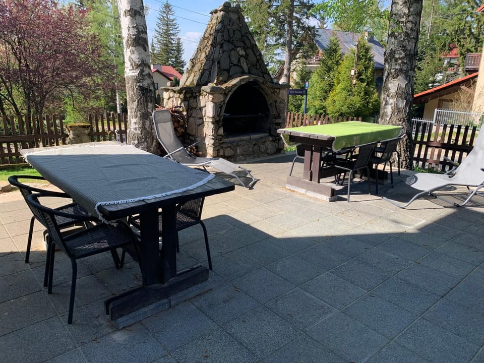 Patio, Day, BBQ facilities, BBQ facilities, Garden, Garden view