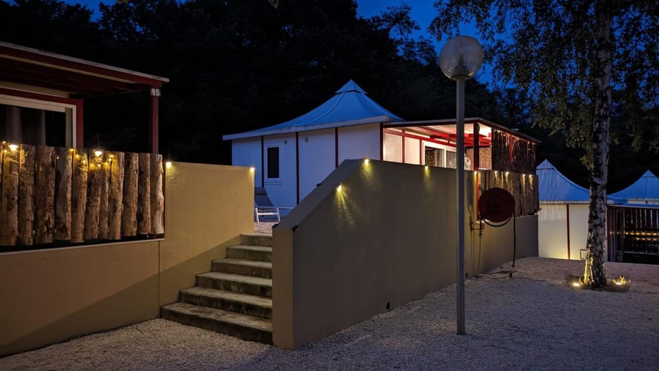 Camping Le Village Des Sources Campground/ 
RV Resort in Occitanie