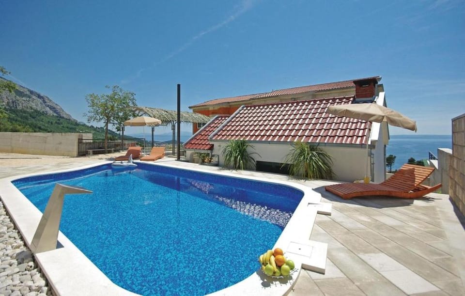 Pool view, Sea view, Swimming pool